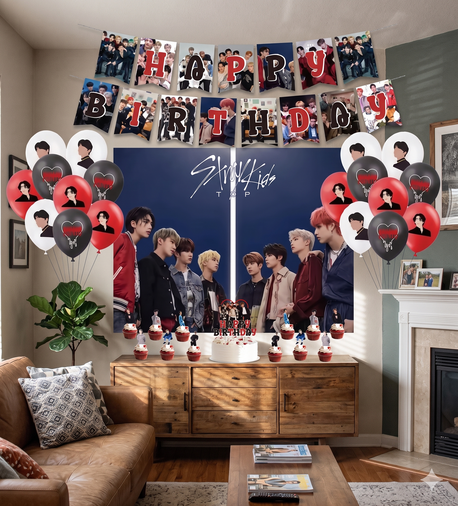 Ensemble d'articles de fête d'anniversaire Stray Kids illustrant une grande toile de fond avec les membres du groupe, une banderole à fanions lettrée Happy Birthday, un assortiment de ballons blanc, rouge et noirs avec logos et lightsticks, ainsi qu'un grand cake topper et plusieurs petits pics pour décorer des cupcakes.